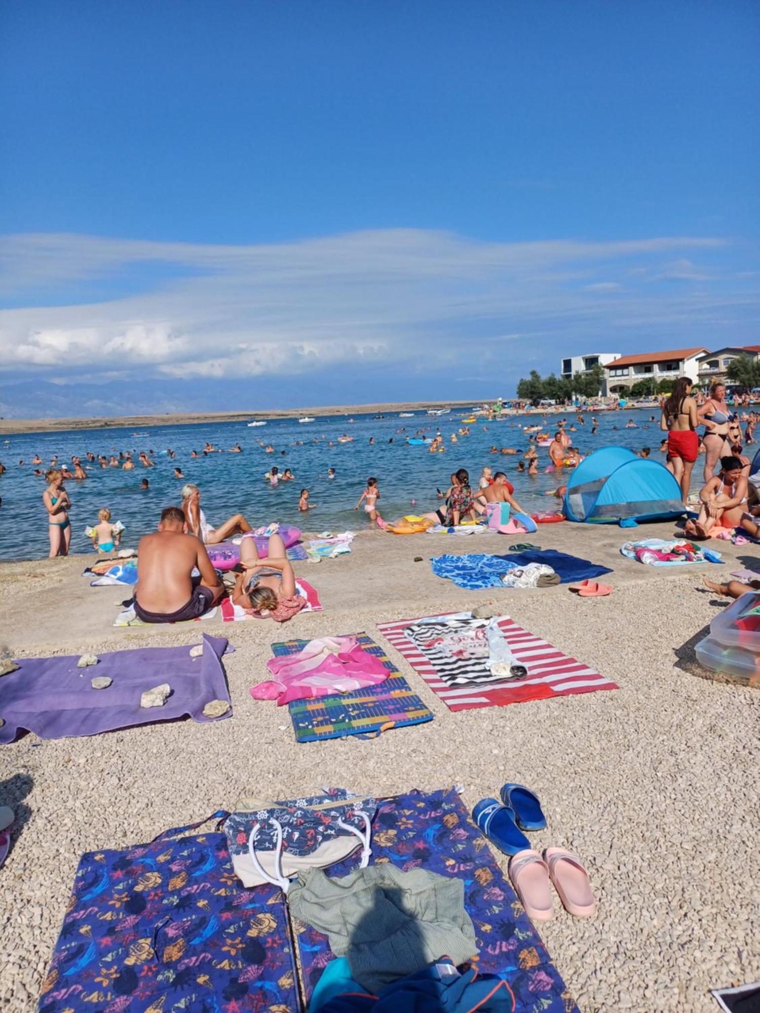 Apartmani Mira Vir Esterno foto