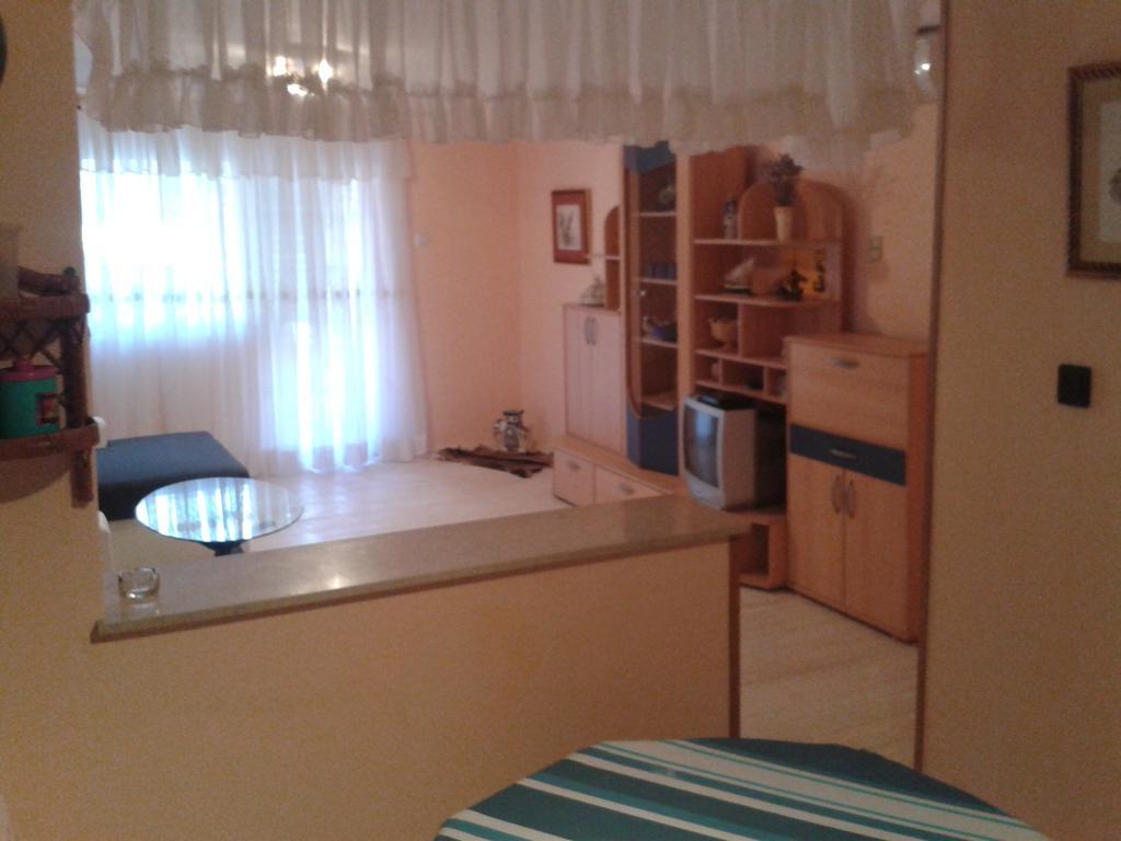 Apartmani Mira Vir Esterno foto